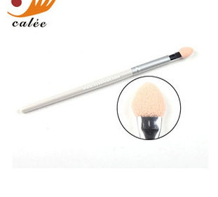 sponge-eyeshadow-applicator-makeup-sponge-eye-shadow-brush.jpg