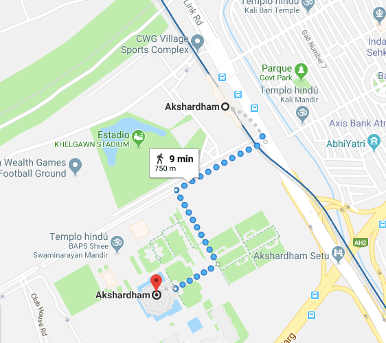 Distancia de metro Akshardham a complejo.
