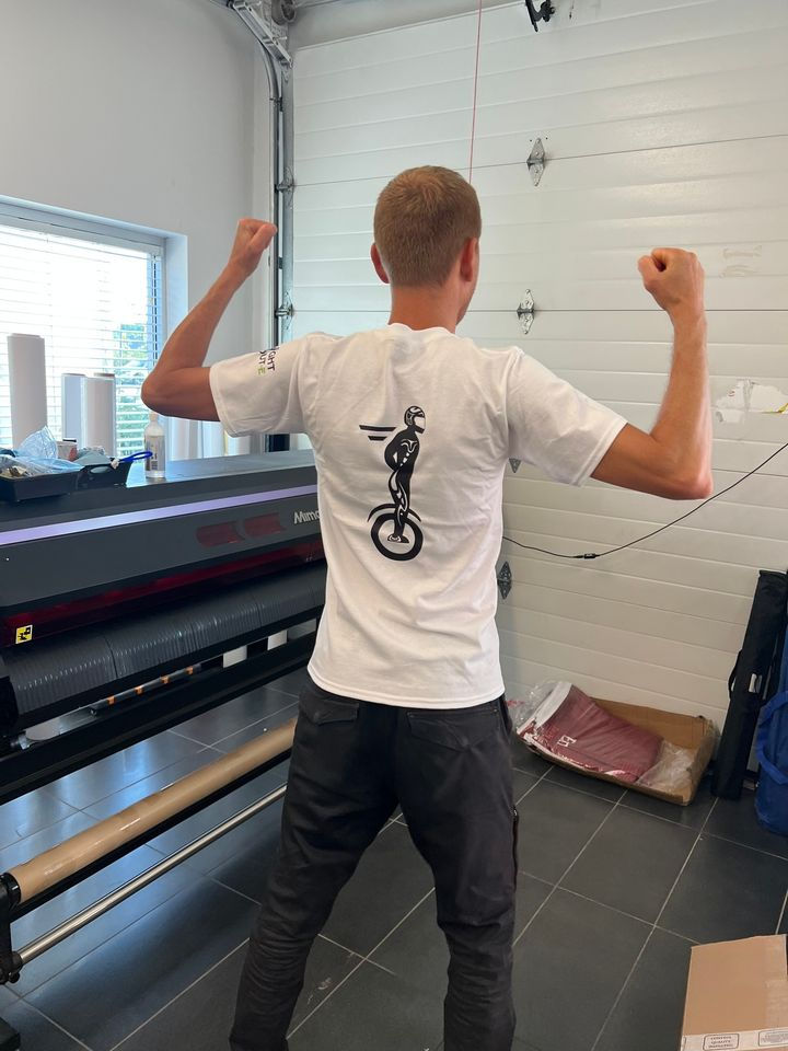 Thumbnail: EUC (electric unicycle) T-shirt