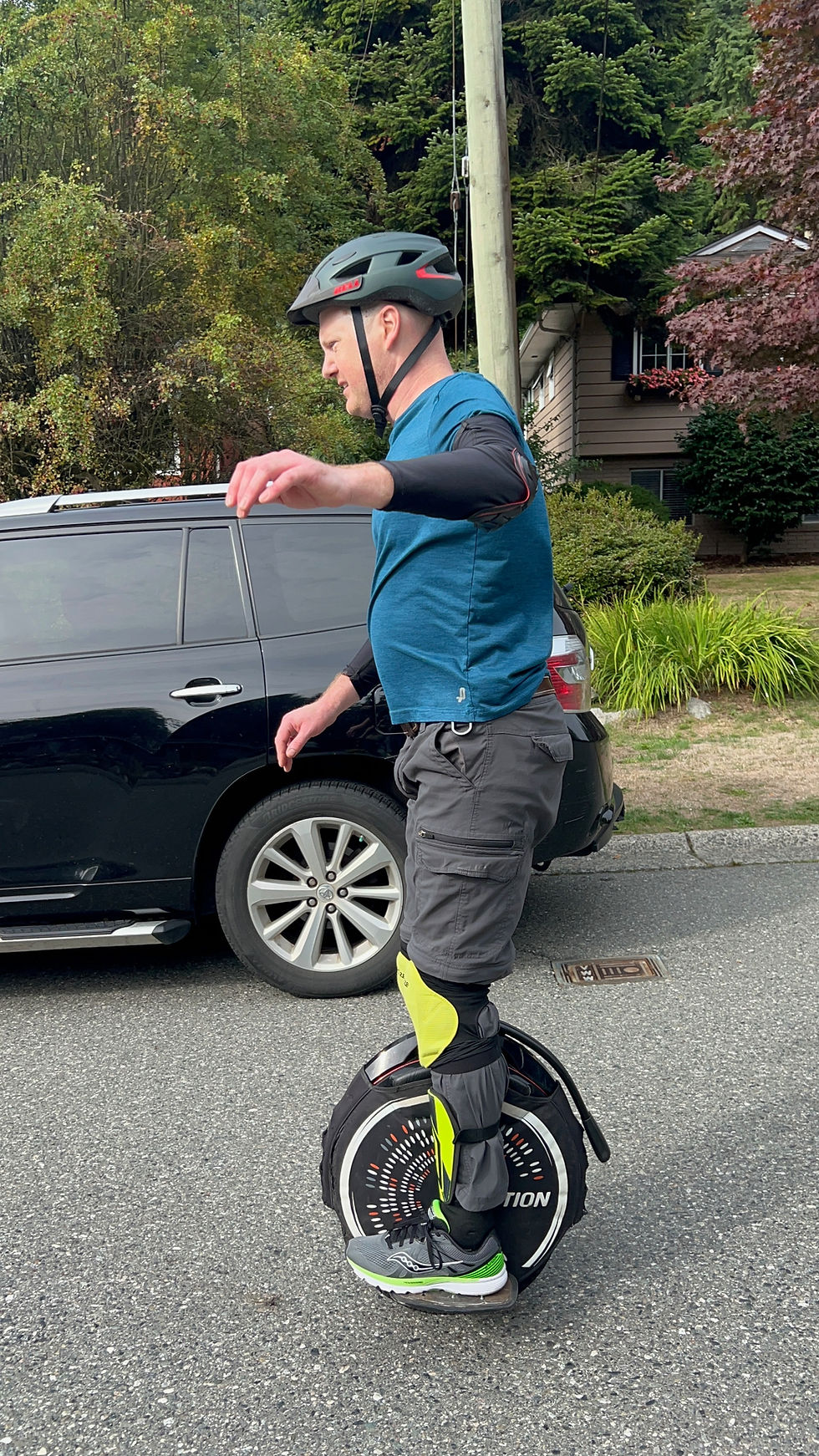 Thumbnail: InMotion V10F