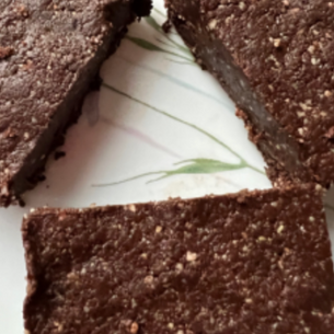 Gluten-free No-bake Brownie Energy bars