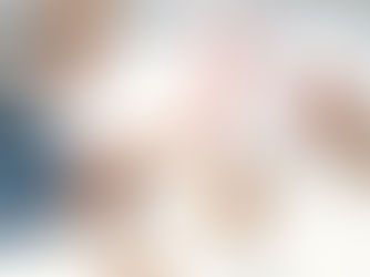 doctor showing prefab choices