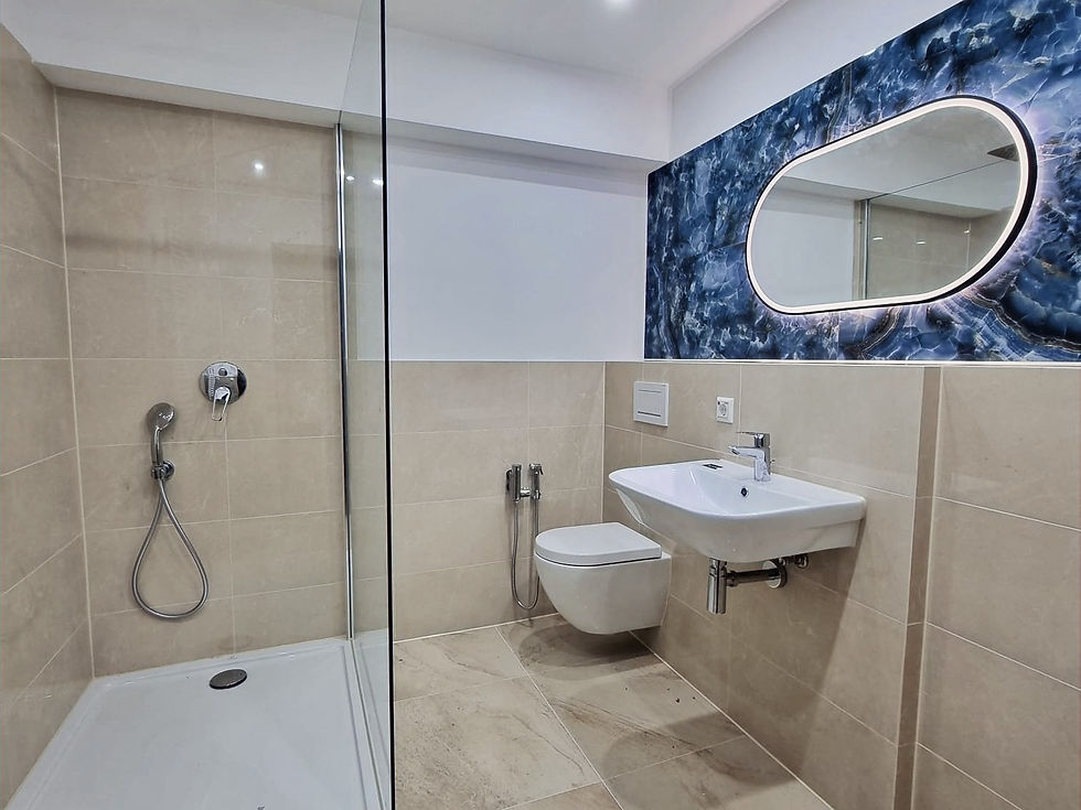 image_toilet_2_edited.jpg