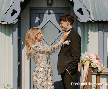 Summer glam, shimmer. Vintage glam. Hollywood waves. Bridal Cornish wedding