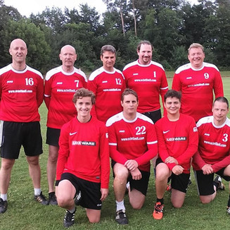 Faustball männer alt 3.jpeg