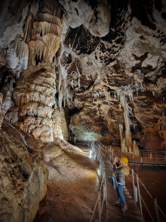 BARITE, GROTTA SARDEGNA