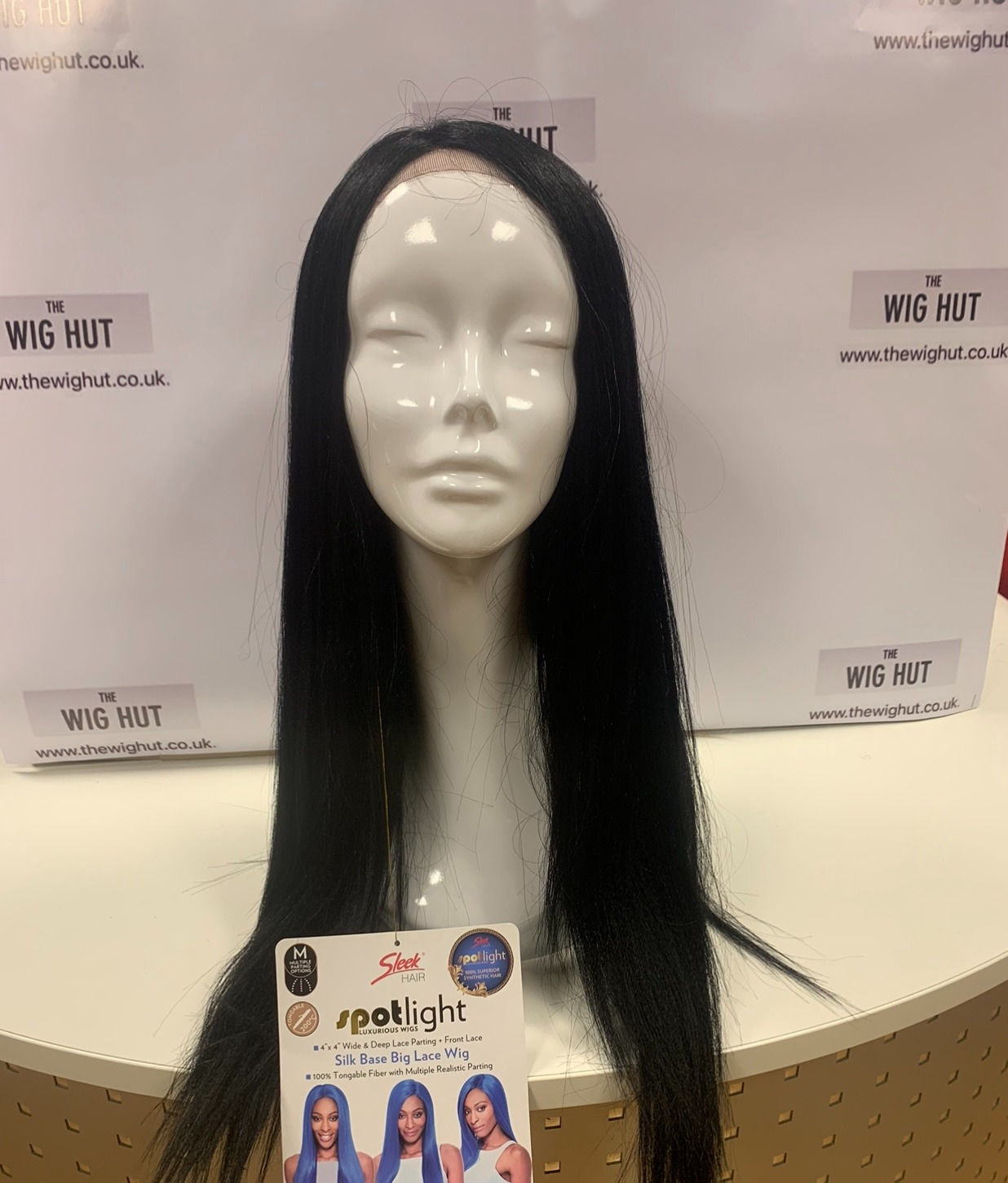 DIAMOND SPOTLIGHT 101 SYNTHETIC WIG