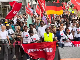 Marcha para Jesus reúne multidão nas ruas de Berlim