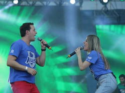 4 parcerias musicais que emocionaram o público na Marcha