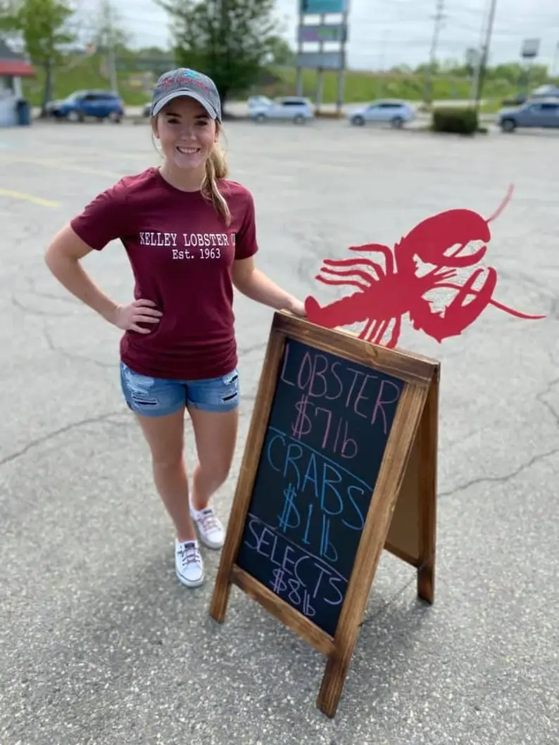 Thumbnail: Kelley Lobster Co. T-shirt Unisex
