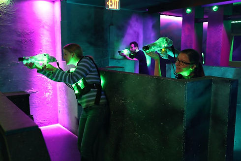 w2-laser-tag_1CCA4B0C-2815-420D-AE809BD7