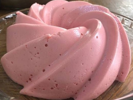 Jalea de Yogur con Fresas