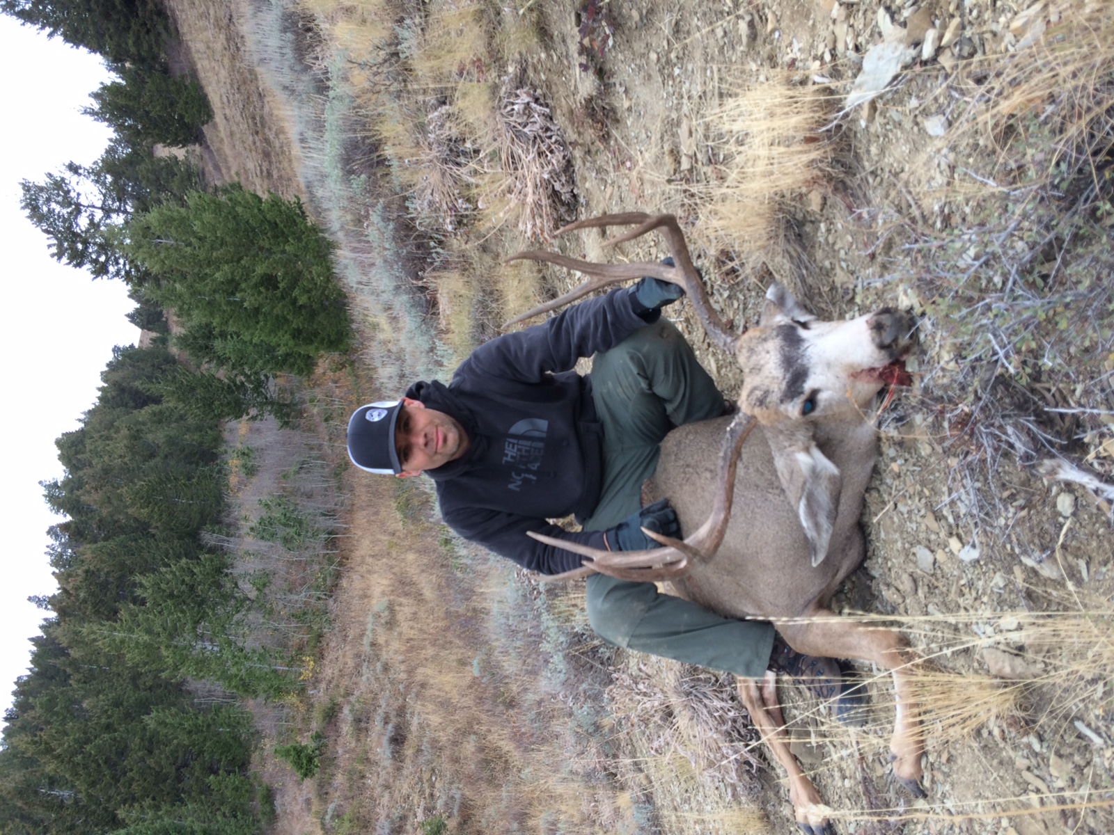 S.Vasquez 7mmRemMag 830 yard Buck