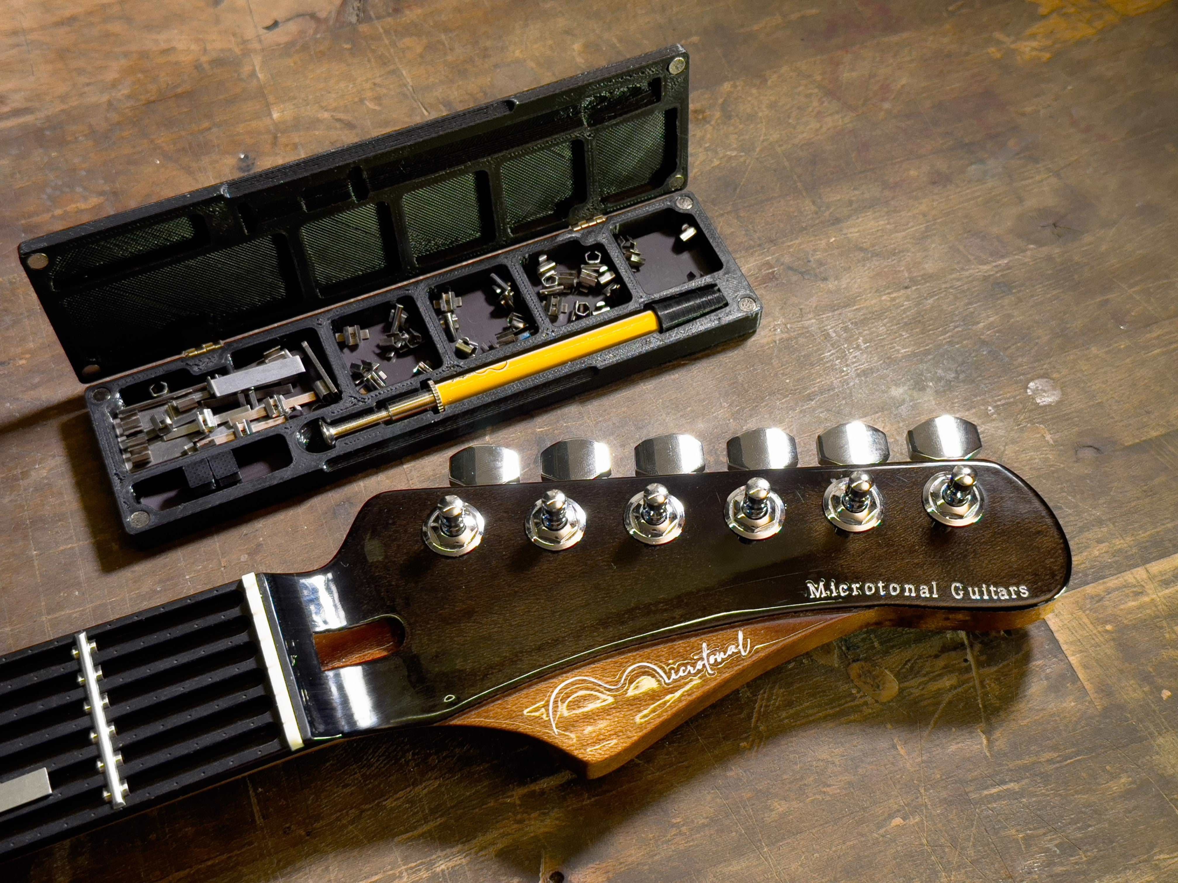 Adjustable Microtonal Electric Guitar Neck