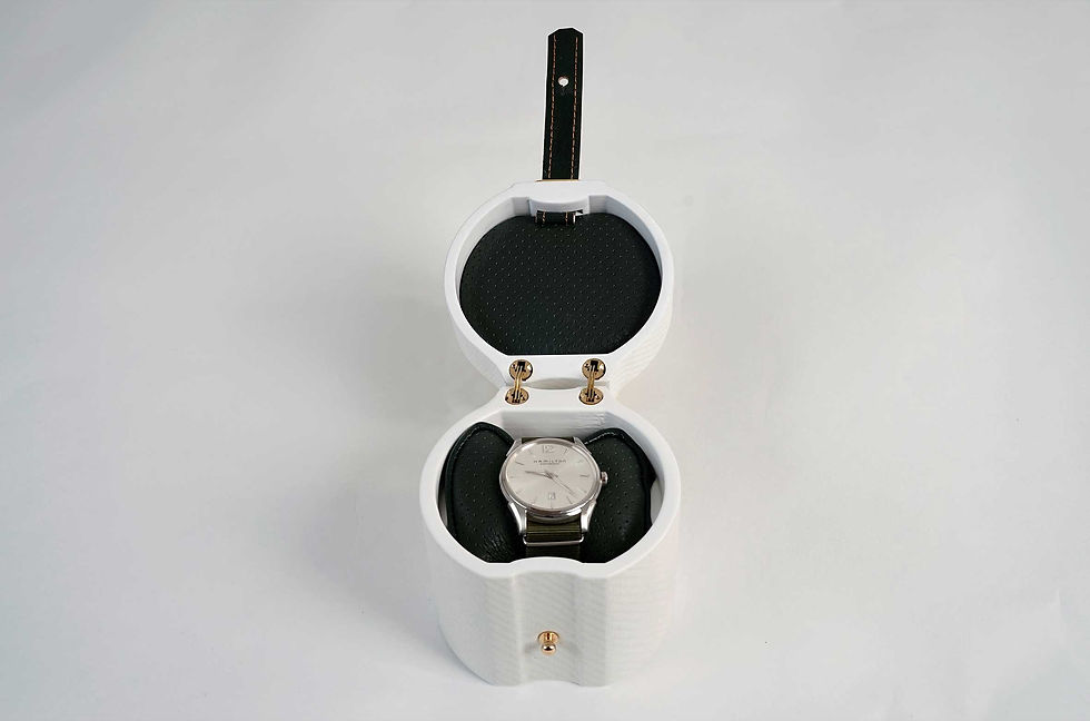 Thumbnail: Rigid Case MT Travel -Single - White Carbon/Green Leather - open view 2