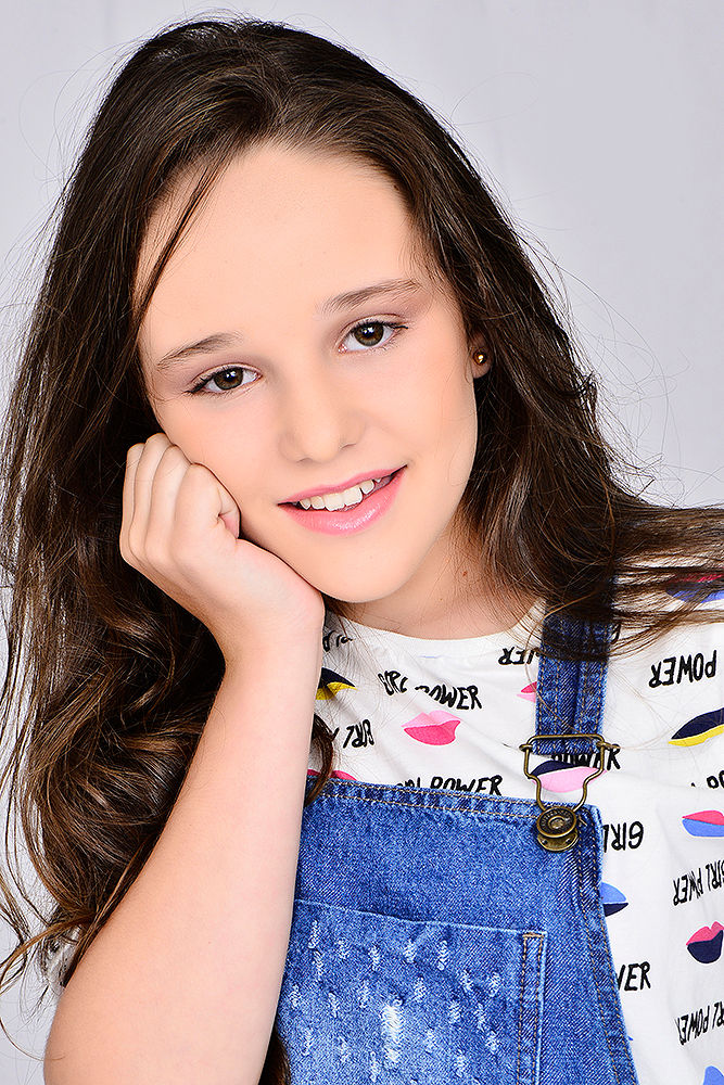 Thumbnail: Maria Clara