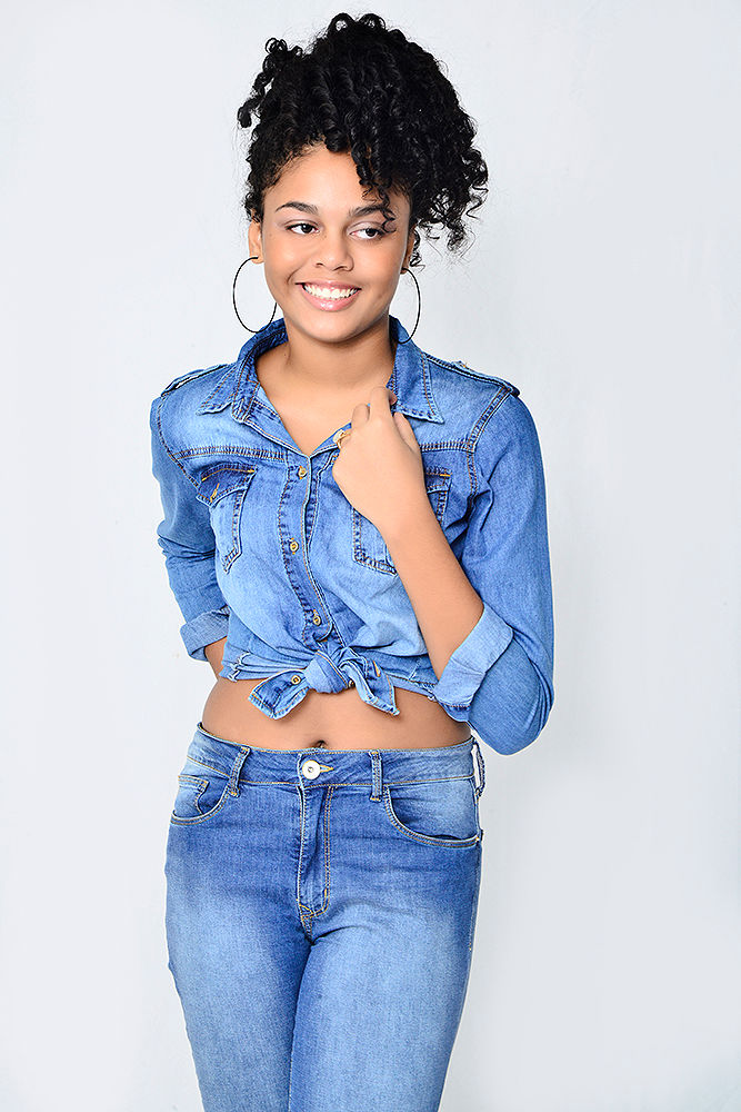 Thumbnail: Beatriz Rosa