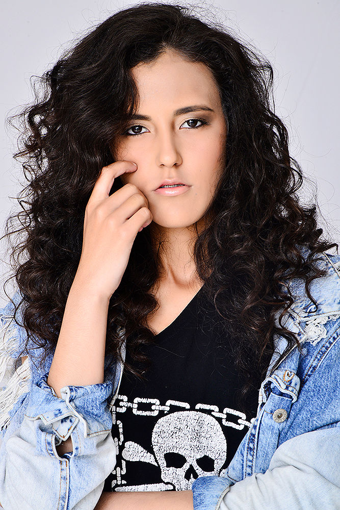 Thumbnail: Jessica Dayane Cieslinske