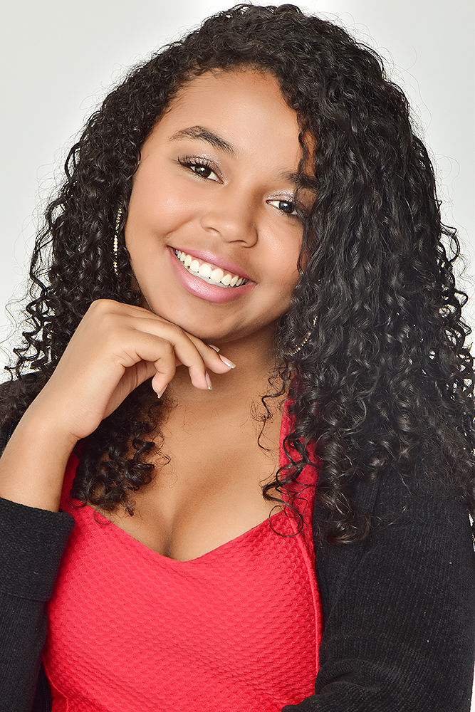 Thumbnail: Gabriela Souza