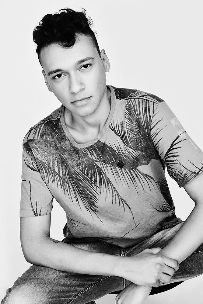 Thumbnail: Marcos Roberto