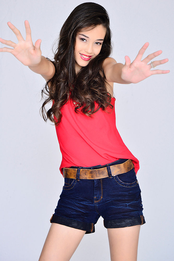 Thumbnail: Kauany Silva