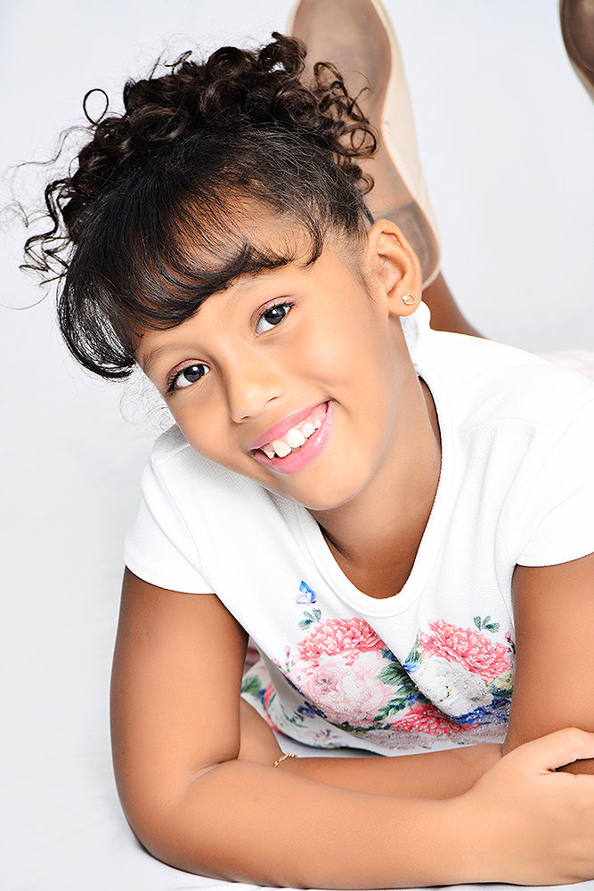 Miniatura: Maria Elisa Novais Oliveira