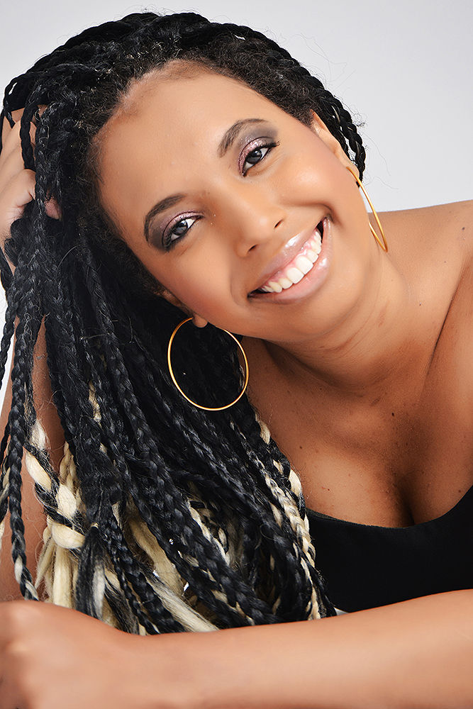 Thumbnail: Fany Campos