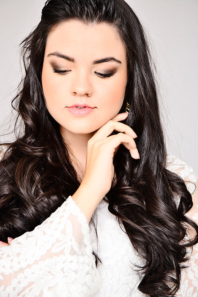 Thumbnail: Evelyn Ferreira