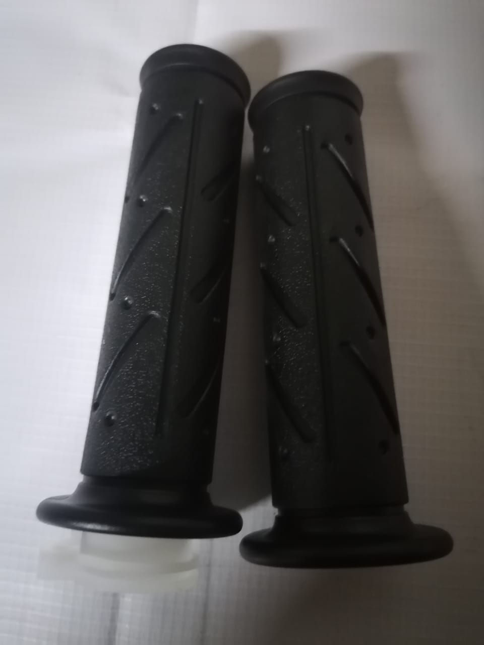 Miniatura: PUNOS NEGROS CON TUBO MOVIL MANUBRIO 7/8