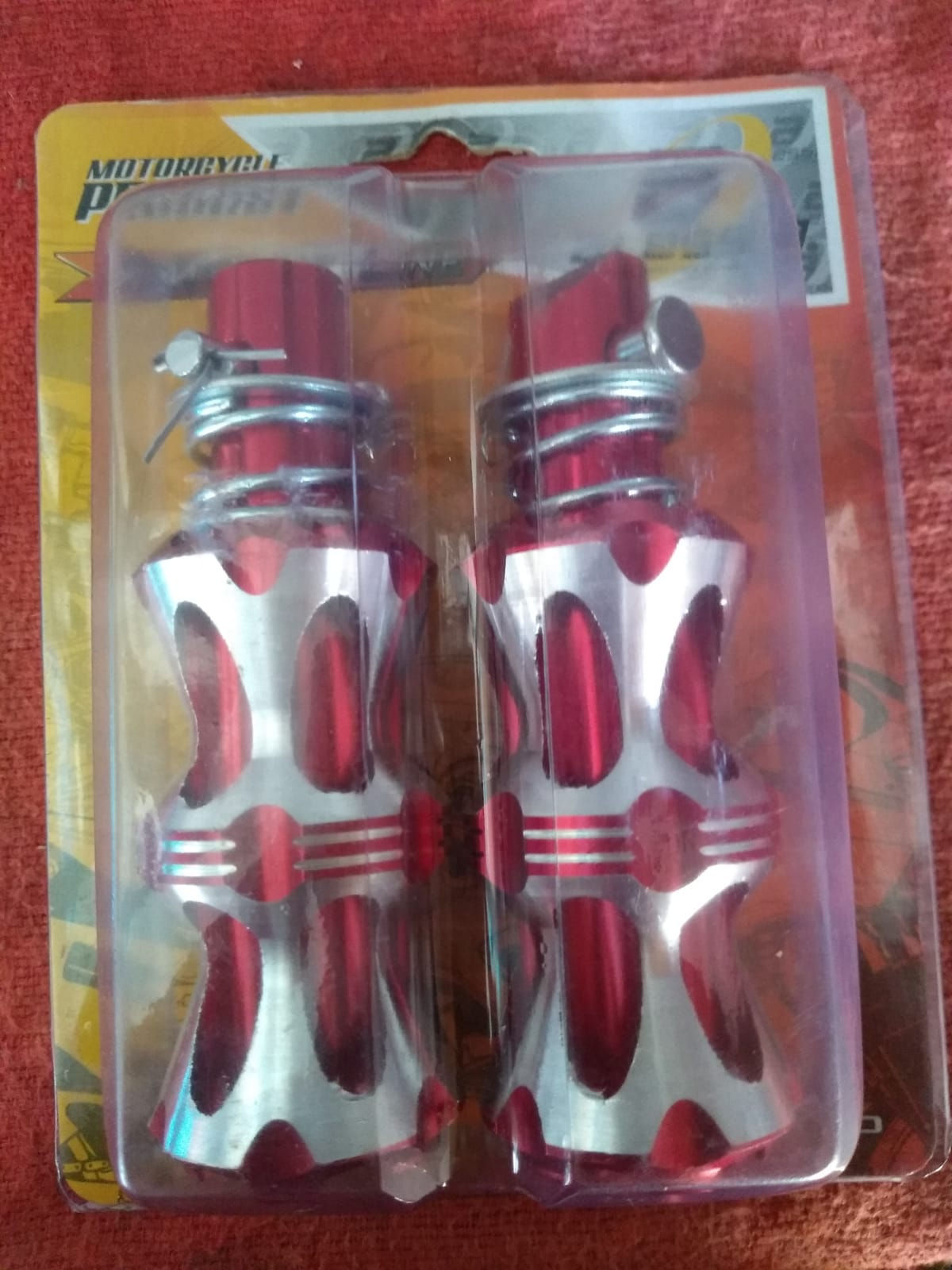 POSAPIES TRASEROS ALIEN ROJO / PLATA ALUMINIO UNIVERSALES