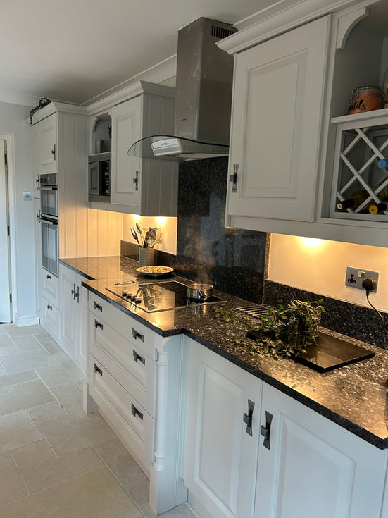Resprayed Kitchen | Farrow & Ball Cornforth White no.228
