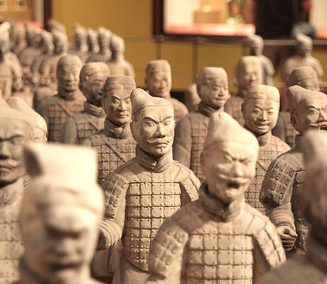 中國戰士雕像