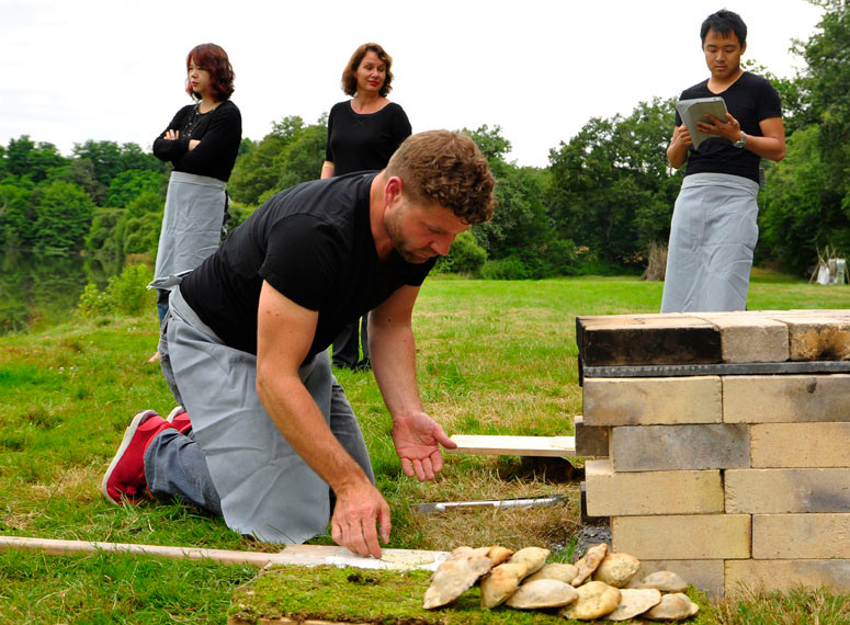 Boisbuchet 2012_Luis Urculo_Katja Gruijters_Tomoko Azumi workshops_by Timothy Li