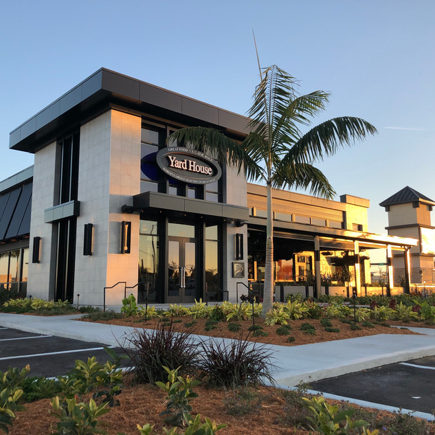 7,500 - 10,000 SF