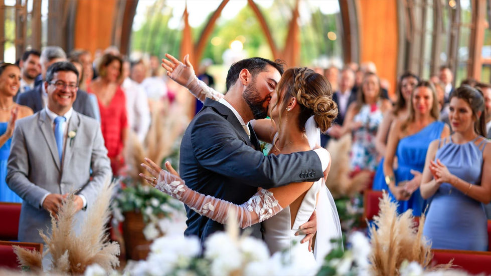 9ECD0F31-66BF-4325-854C-4D23FA83BF33