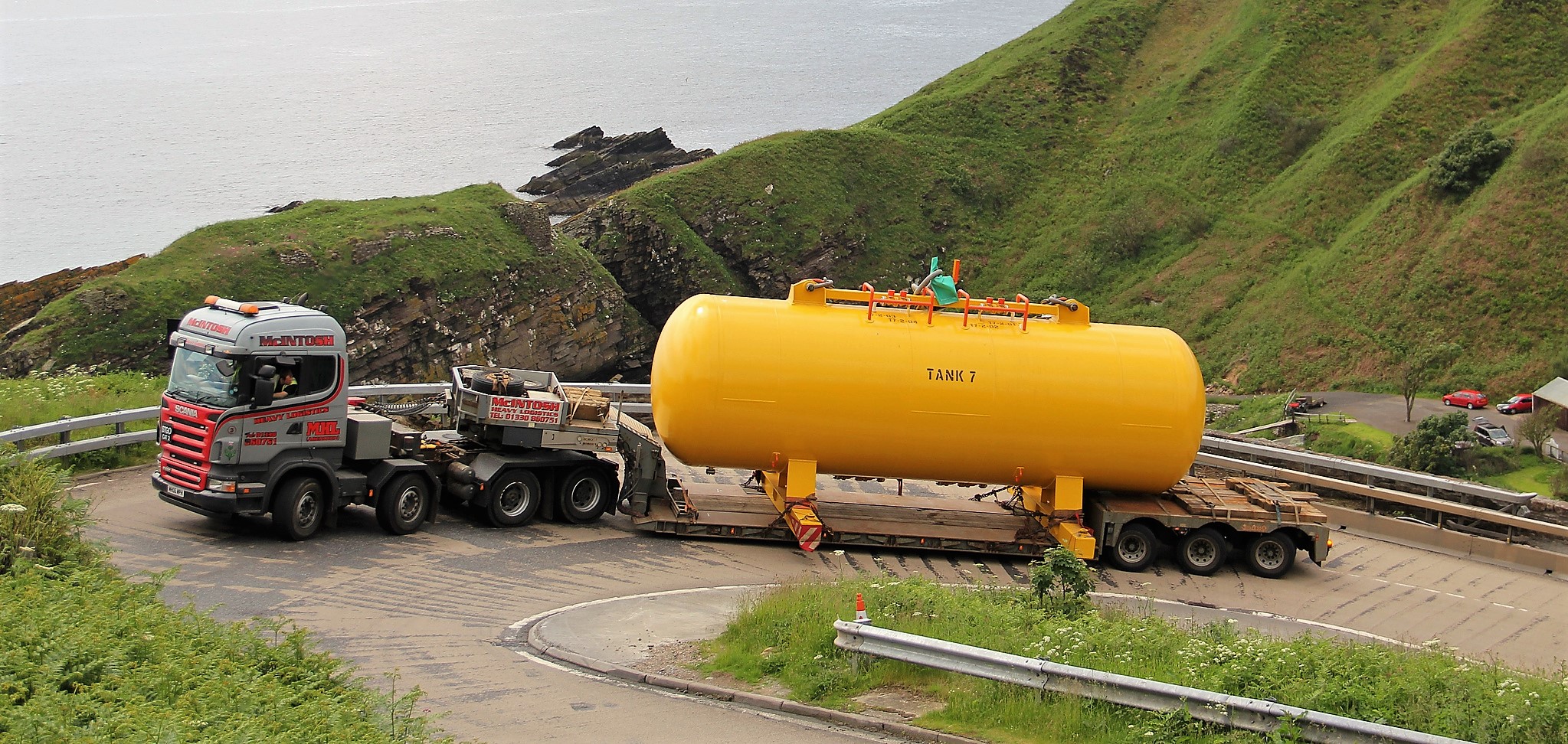 Heavy Haulage McIntosh Plant Hire & Heavy Logistics