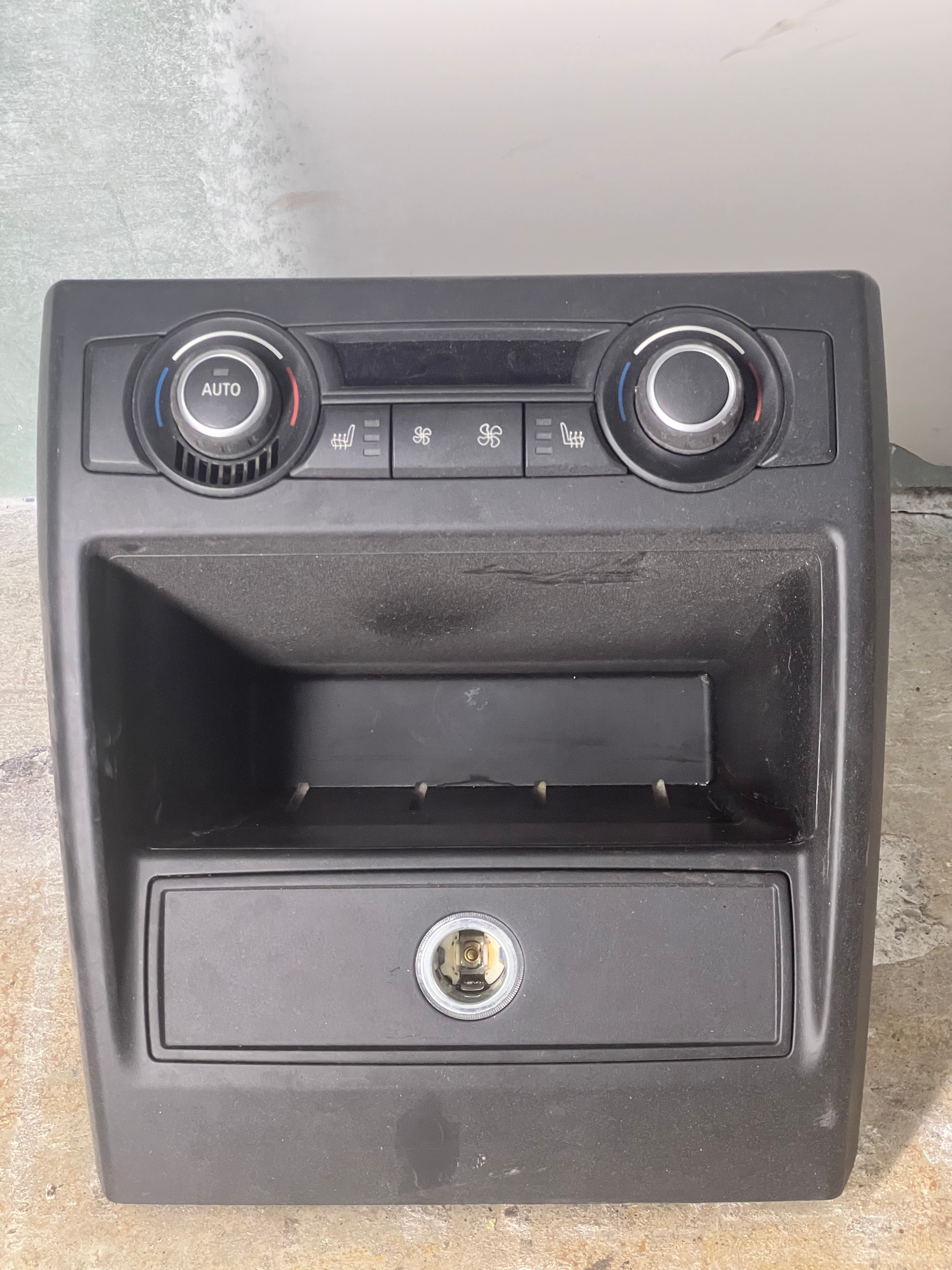 X5 X6 Rear Center Trim + Heater Control