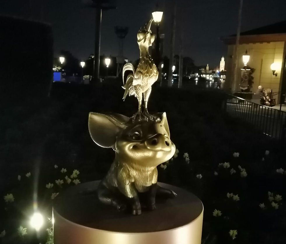 Pua y Hey-Hey estatua del 50 aniversario