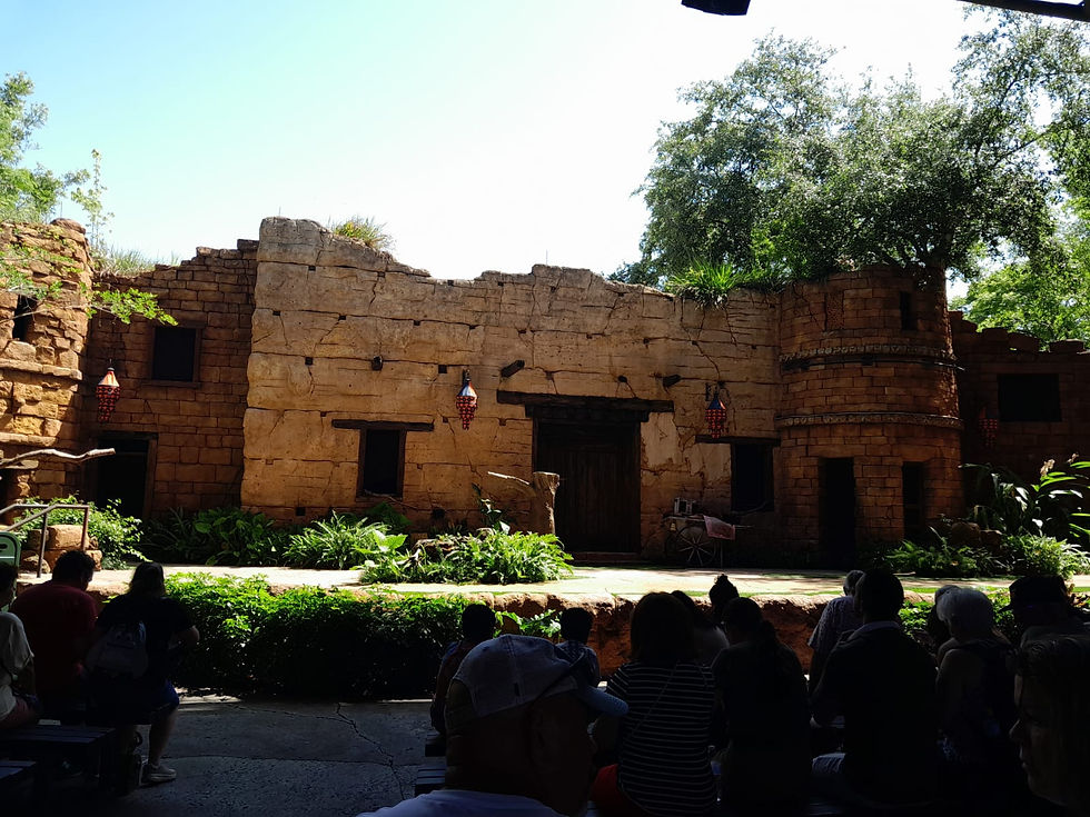 Interior del Teatro Anandapur en Disney's Animal Kingdom