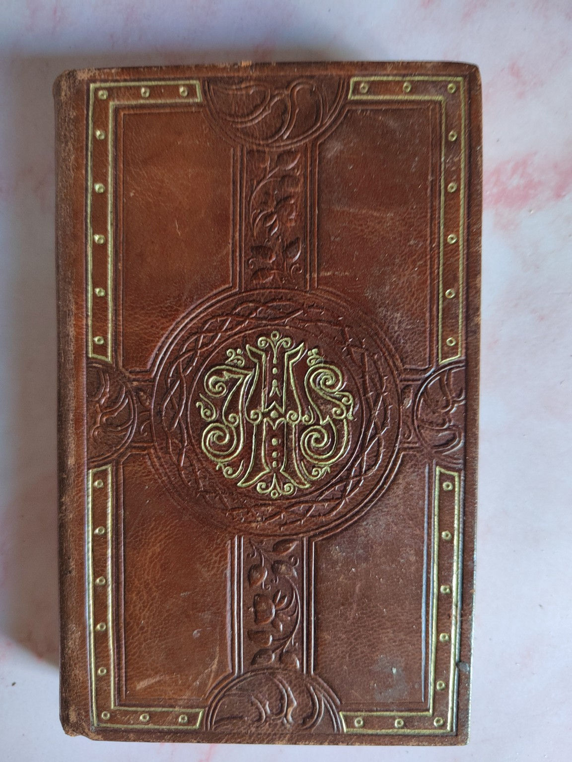 Nouveau Paroissien Romain ancien Brepols – Missel catholique reliure décorée