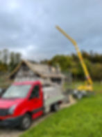 Anhängerkran im Einsatz Hüppi Dachbau