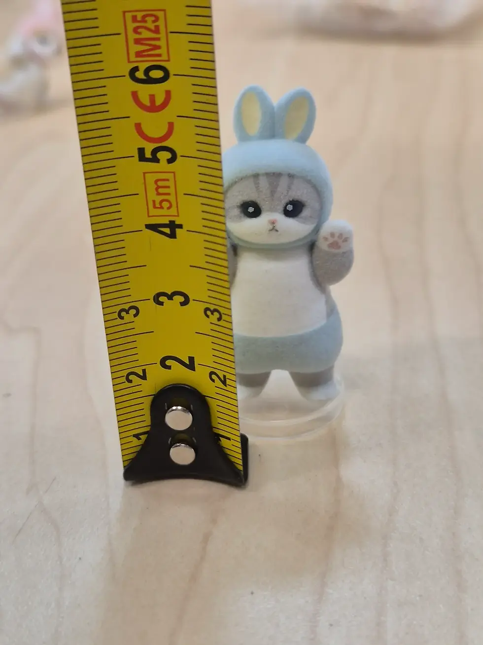 Miniature : Gashapon mini figurine floquée Mofusand : Lapin bleu