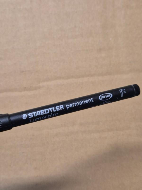 Miniature : Boîte 10 Feutres universel Staedtler Lumocolor permanent F