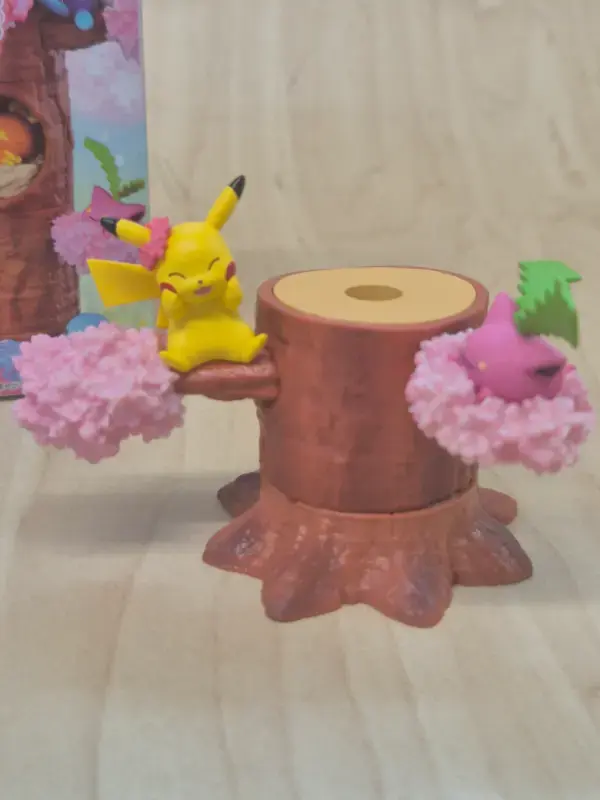Miniature : Figurine Re-ment "Pokemon no mori 4 Hanabira no mai" : Pikachu & Granivol
