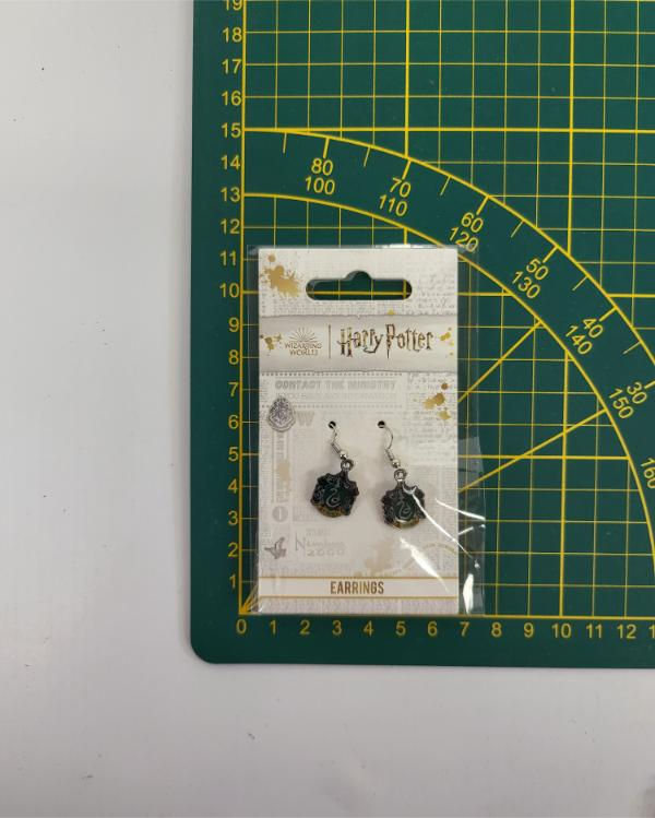 Miniature : Boucles d'oreilles pendantes Harry Potter : Slytherin (Serpentard)