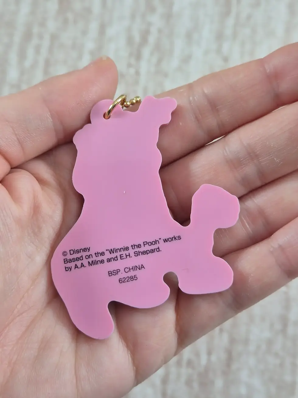 Thumbnail: Gashapon Porte-clefs / charm Disney Winnie l'ourson 95th anniversary : Tigrou &