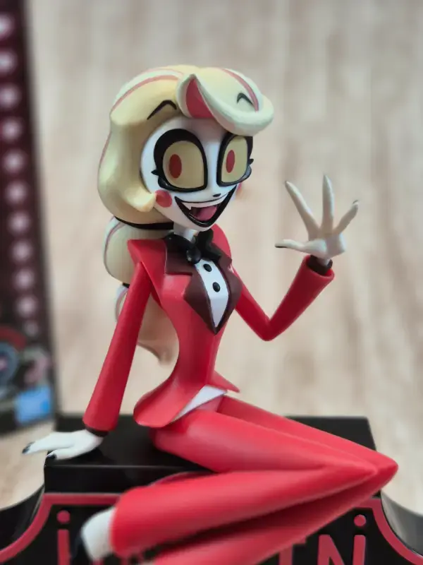 Miniature : Figurine Hazbin Hotel "Monitor Figure" : Charlie Morningstar ver. A