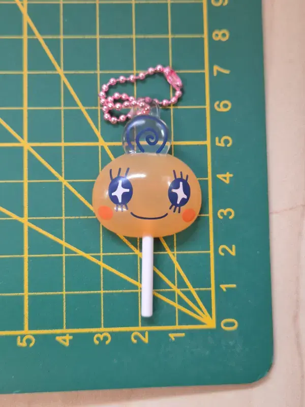 Thumbnail: Gashapon charm Tamagotchi "Colorful Candy Charm" : Memetchi