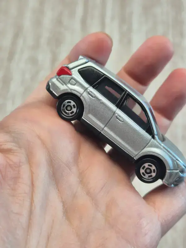 Thumbnail: Tomica 112 : Subaru Forester