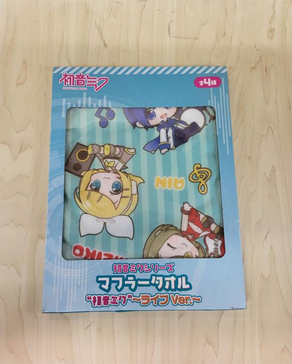 Petite serviette-écharpe Hatsune Miku"Live Silencer"